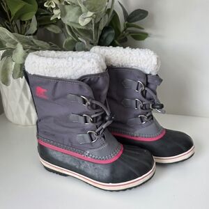 Sorel Kids Snow Boots - Gray and Pink